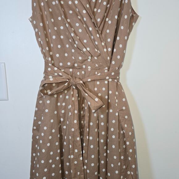Jones Wear Polka Dot Pleated Knee Length Dress SZ 10 Tan Classic Preppy Casual - Picture 3 of 10